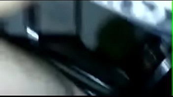 Dando Pro Segurança Do Posto De Gasolina