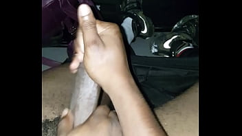 Downlow Diva Sidechick Meets Submissive Married Man In Parking Lot To Jack Off In Car