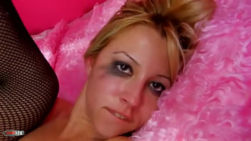 La Jolie Petite Turque Nyl Bahia Se Fait Violamment Défoncer L_anus Et La Chatte