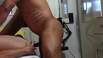 J. Boy Floripa - Bombadão Arrombando Meu Rabo Em Florianópolis