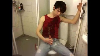 .Boy - Piss in jeans _ Smoke 2
