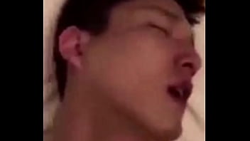 Nhìn mặt em bot này ph_ quá ahhhhhh