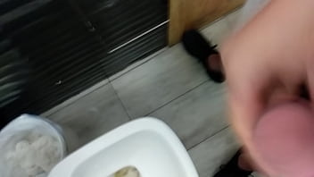 Paja En Baño Publico Con Corrida