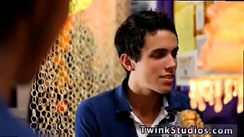 Gay Sex Boy In Clips Download Jacrony' Creed Is Sitting Down