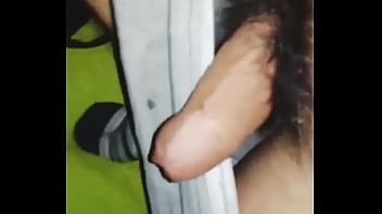 Quién Le Chupa Los Pies Y La Verga?