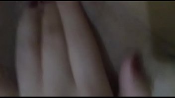 Prima Safada Piranha Se Masturbando