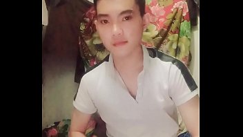 Hot boy thủ d_m bị tung clip