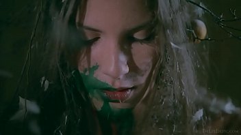 Thelifeerotic - Brunette Raeah Masturbating Outdoor