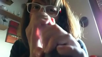 Guarda Un Porno Eccitante Con La Tua Porca Mamma Italiana