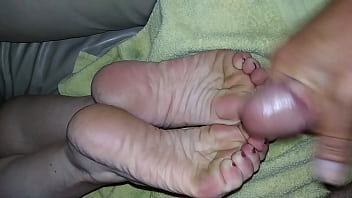 Milf, Footjob, Feet - Milf - 2025 - Intense - Performance - Video 3829559