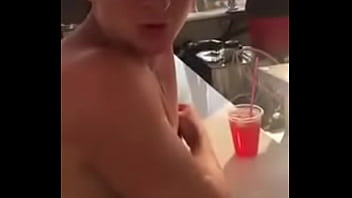 Gay, Espiando, Mijando, Roludo - Gay - 2025 - Intense - Show - Video 3751530