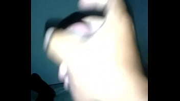 Novinho Na Punheta - gay, punheta, gozando, novinho, gay-amateur, gay-masturbation, pentelhudo - Video 3724667