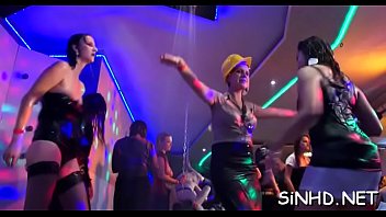 Charming Babes Are Sharing Passionate Kisses And Love Tunnels - hardcore, blowjob, cumshots, ball-sucking, cock-sucking, hardcore-fucking, amateur-videos, hot-fucki - Video 3723657