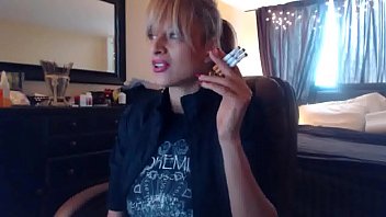 Sandi Smoking 3 Brown Cork Cigarettes (request)