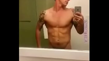 Drake Bell Mostrando Todo Su Pack, Vídeo Completo: