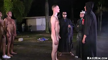 Para Entrar Na Fraternidade,vale Tudo,ate Fazer O Que Nao Quer Assistam