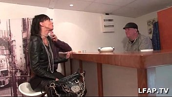 Bonne Sodo Dans Un Petit Cul Serre D Une Coquine Francaise Pour Son Casting