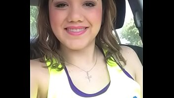 La Bella Mamada En Carro - Freebird