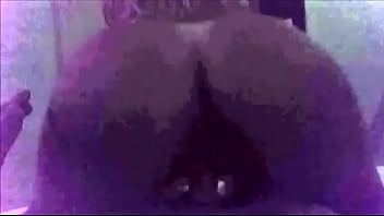 Novinha Rabuda Sentando Gostoso