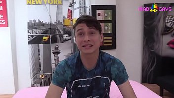 Venezolano Hetero Inunda Todo De Esperma