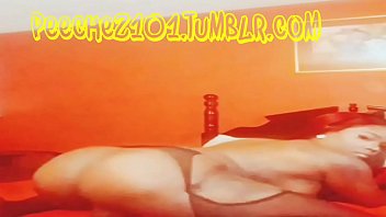 Ms Peeches As _the Alley Cat_