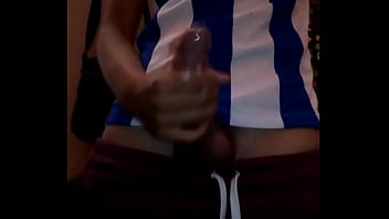 Novinho Na Punheta - solo, brazil, gay, gozada, leite, amador, punheta, futebol - Video 3716008