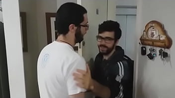 Jo_o Comunista Invadindo Casa E Fudendo Geral