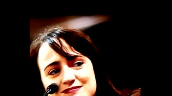 Hot 31yo Mara Wilson Cum Tribute
