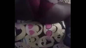 Hot Thick Nigerian Girl Bouncing Her Big Butt