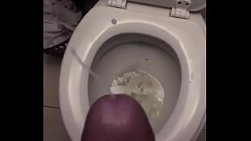 Paja En Baño Público - cumshot, handjob, amateur, masturbation, public, paja, soloboy, eyaculacion, comercialcenter - Video 3708043