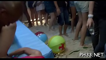 Naked Dark Waiter Screwed Cheek So Hard She Screamed And Comed