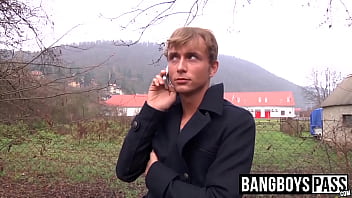 Sweet Looking Dude Barebacks Twinkie Bottom Bitch Neighbor