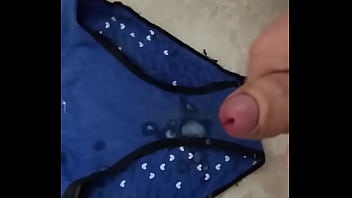 Corrida En Bragas De Mi Vecina 3 (buena Corrida)