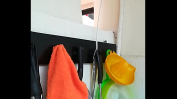 Mi Tía En Short Mostrando Tanga