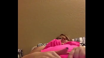 White Girl Plays With Pussy Solo