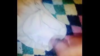 Con El Calzon De Mi Hermana Me Masturbo 1