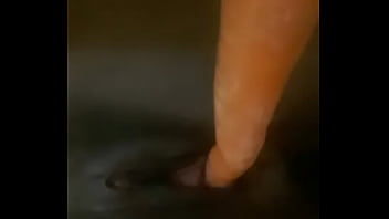 Brincando Gostoso Com A Cenoura