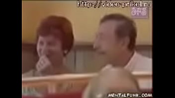 Ackaya Oficiantka V2