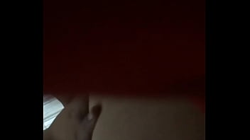 Nghe em r_n t_i xuất tinh đầy lồn em