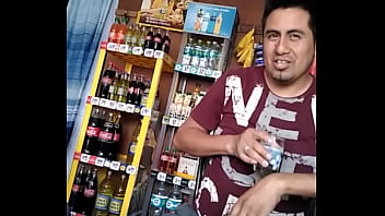 Moreno Seduce A Cuarentón