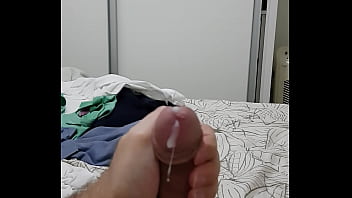 Punheta Com Bastante Porra