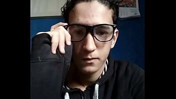 Safado De Oculos Despirocando Tudo!