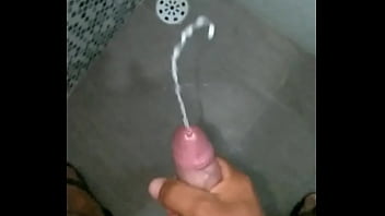 Gozando Em C_mera Lenta - gozada, gozando, duro, slowmotion, rola, pau, caralho, slow-motion, torto - Video 3674487