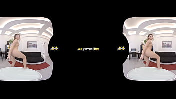 Virtualpee - Dildo Loving Brunette Splashes Herself With Piss