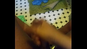 Black Guy Masturbates - black, masturbate, hood, bbc, thot - Video 3739162