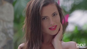 Summer Striptease With Naughty Newcomer Jasmine Jazz Makes You Cum Hard