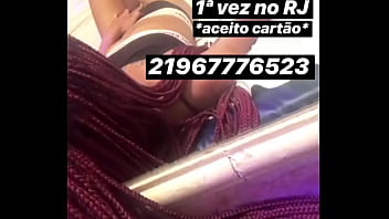 Bruninha Ninfeta, Brincando Quase Gozando Em Copacabana Posto 3, Rj