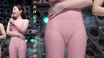 Korea Sexy Girls In Showtime Cameltoe And Wet Pussy Full Download
