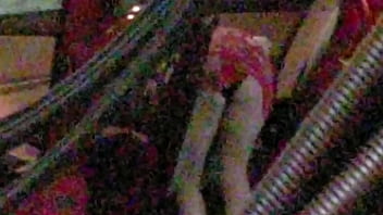 Colegiala Lavando Carro Se Le Veen Los Calzones