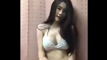 Asiática Bailando Hot En Live Stream Fb